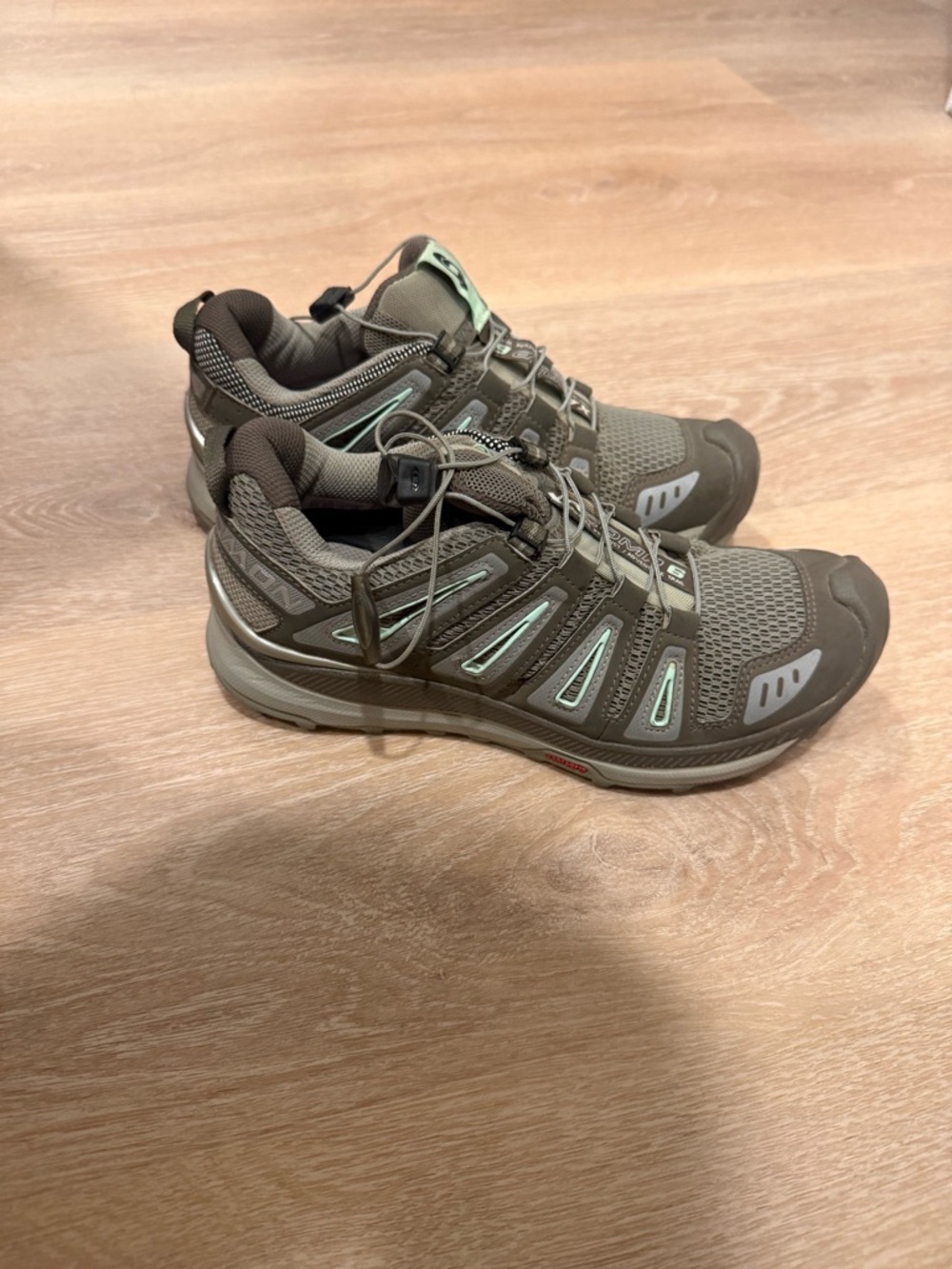 Salomon Women’s Trail Shoes - Olive Green with Mint Highlights